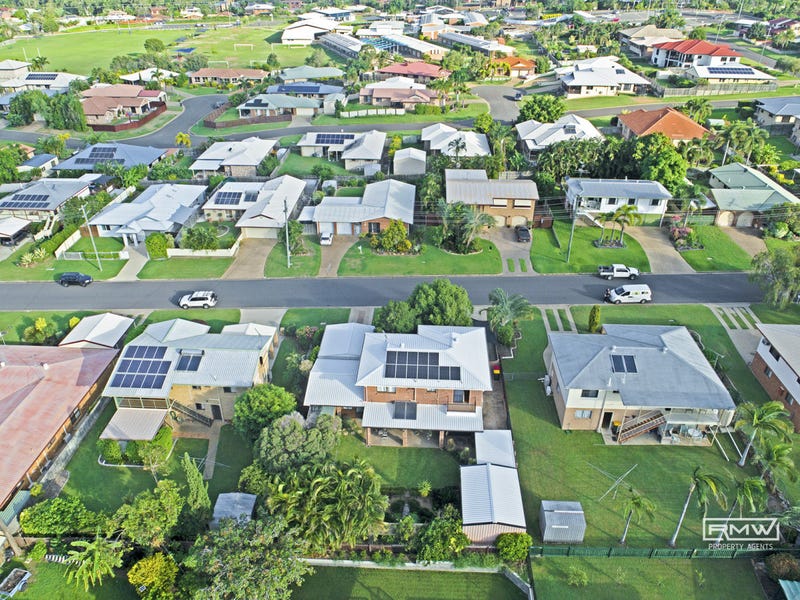 8 Agnew Avenue, Norman Gardens, QLD 4701