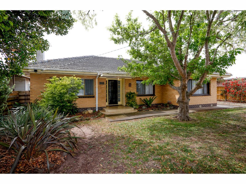 63 Fitzroy Street, Sale, Vic 3850 Property Details