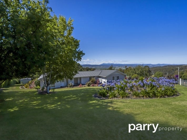 9 Pleasant Hills Drive, Grindelwald, Tas 7277 Property Details