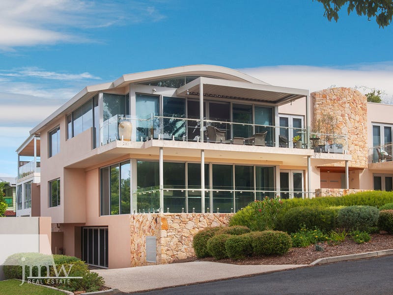 1 / 11 North Street OLD, Dunsborough, WA 6281 Property Details