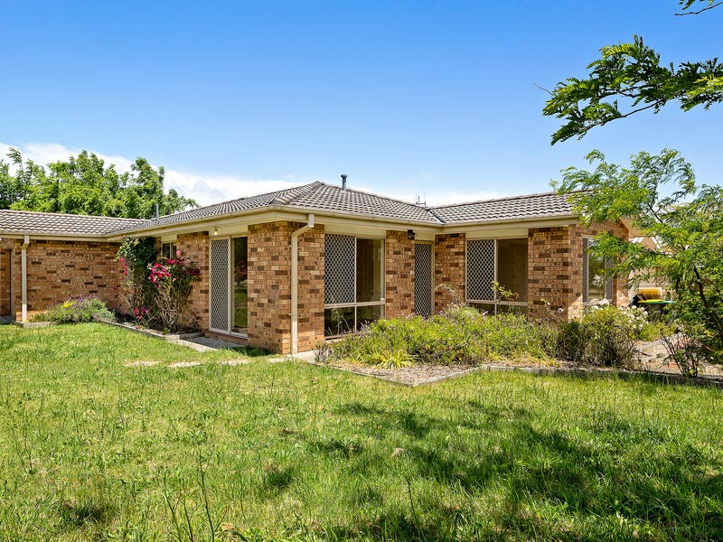 1 Court, Dunlop, ACT 2615 Property Details