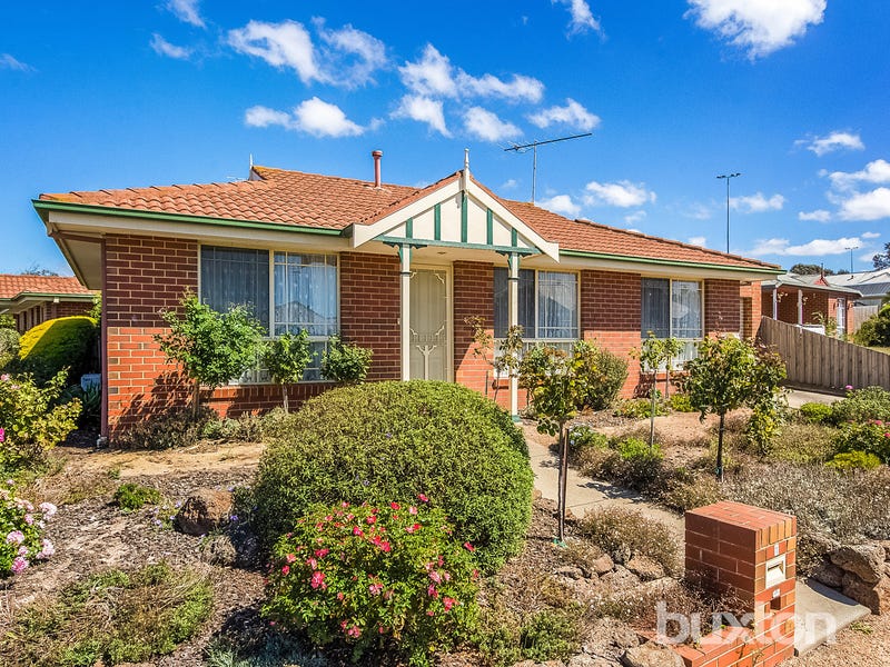 1 Linden Court, Grovedale, Vic 3216
