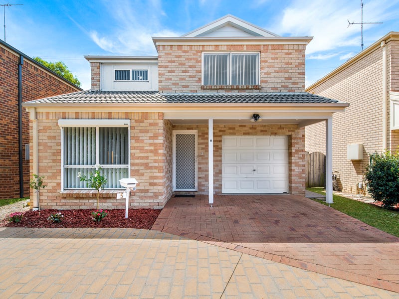 5 Scarr Cottage Place, Blair Athol, NSW 2560