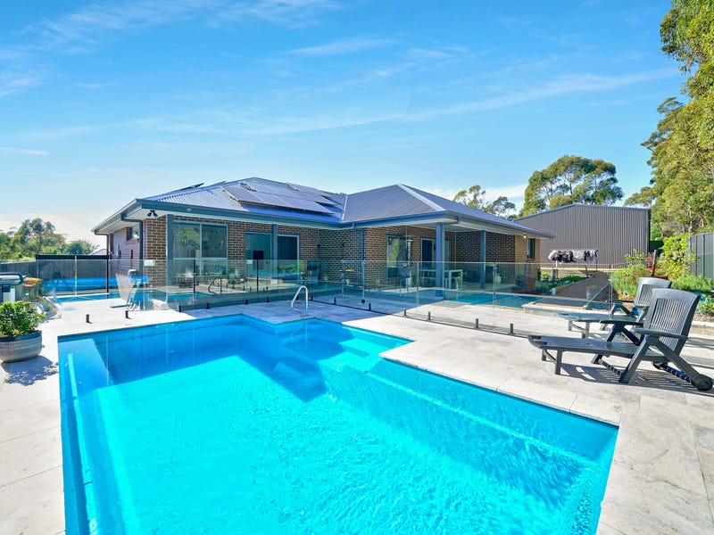 12 Emerald Court, Colo Vale, NSW 2575