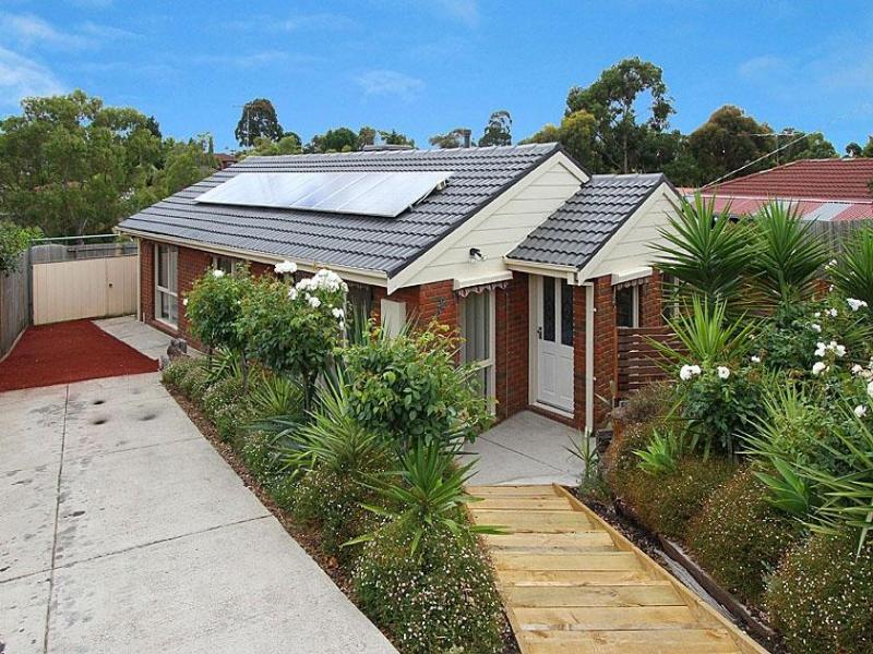 32 Axminster Drive, Craigieburn, Vic 3064 Property Details