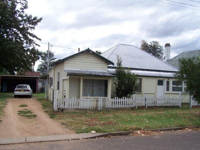 37 Henry Street, Quirindi, NSW 2343 Property Details