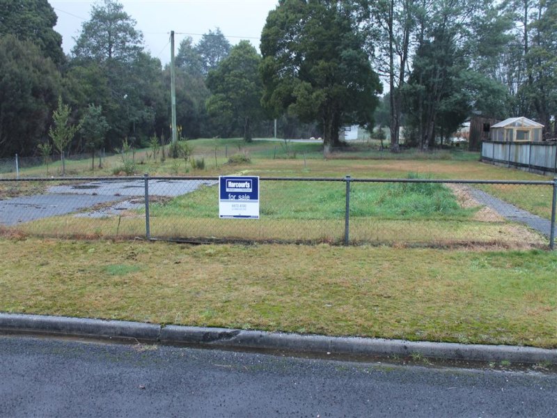 2B Victoria Street, Tullah, TAS 7321