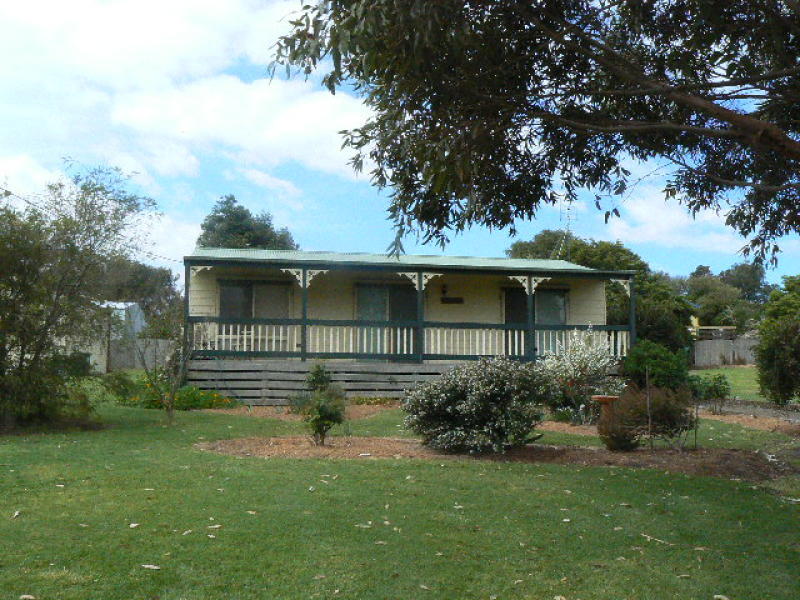 18 Willis Avenue, Marlo, VIC 3888