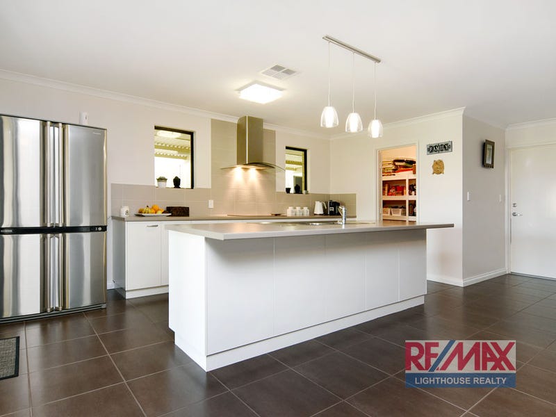 10 Peninsula Lakes Drive, Eaton, WA 6232 Property Details 10 Peninsula Lakes Drive, Eaton, WA 6232 Property Details