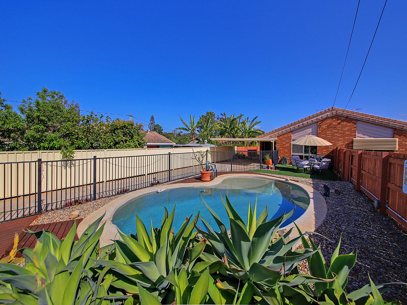 16 Musgrave Street, Wellington Point, QLD 4160