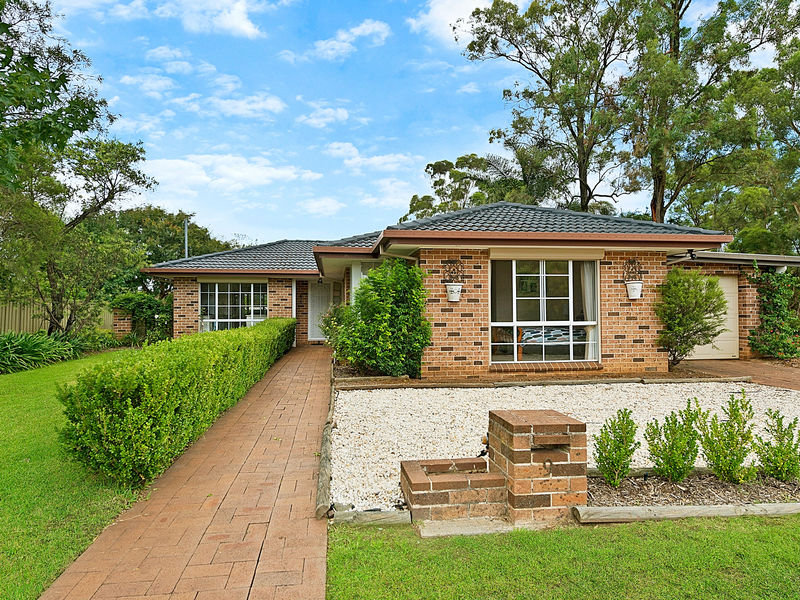 9 Manorhouse Boulevard, Quakers Hill, NSW 2763