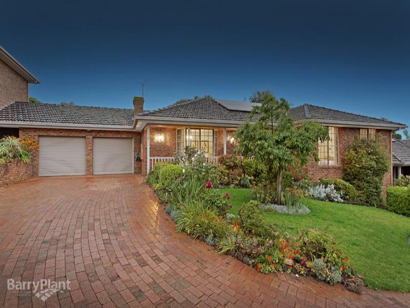 4/36 Langmore Lane, Berwick, Vic 3806 Property Details