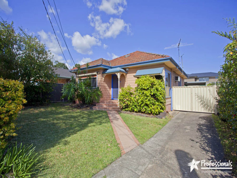 61 Gibson Avenue, Padstow, NSW 2211 Property Details