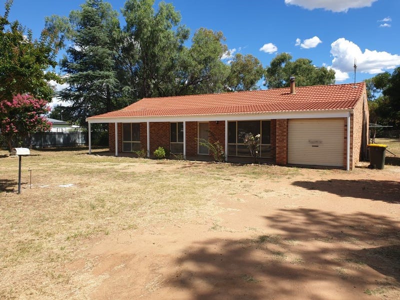 42 CASTLEREAGH ST, Baradine, NSW 2396 Property Details
