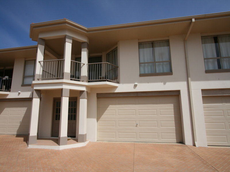 2/17 Jillamatong Street, Jindabyne, NSW 2627 Property Details