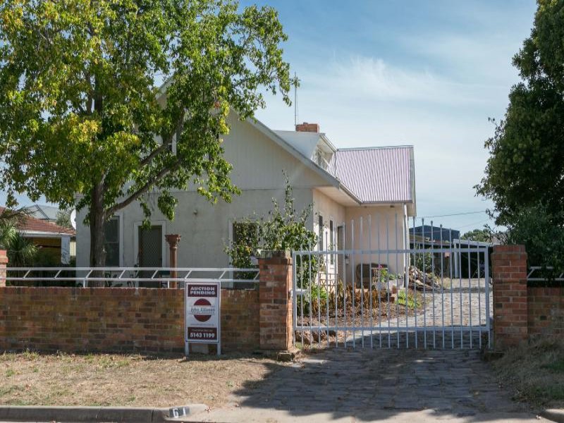 61 THOMSON Street, Sale, Vic 3850 Property Details