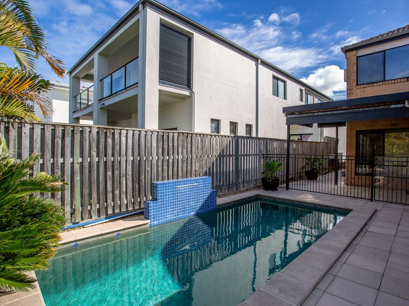 Houses for Rent in Varsity Lakes, QLD 4227