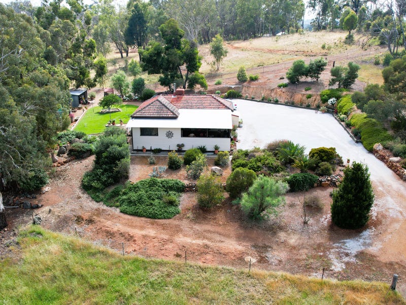 4525 Werribee Road, Wooroloo, WA 6558 House for Sale