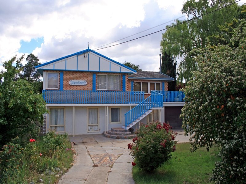 13 Gippsland Street, Jindabyne, NSW 2627