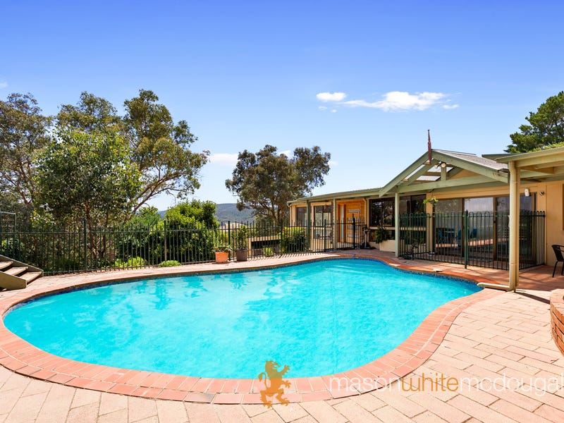 15 Rangeview Road St Andrews Vic 3761 Property Details