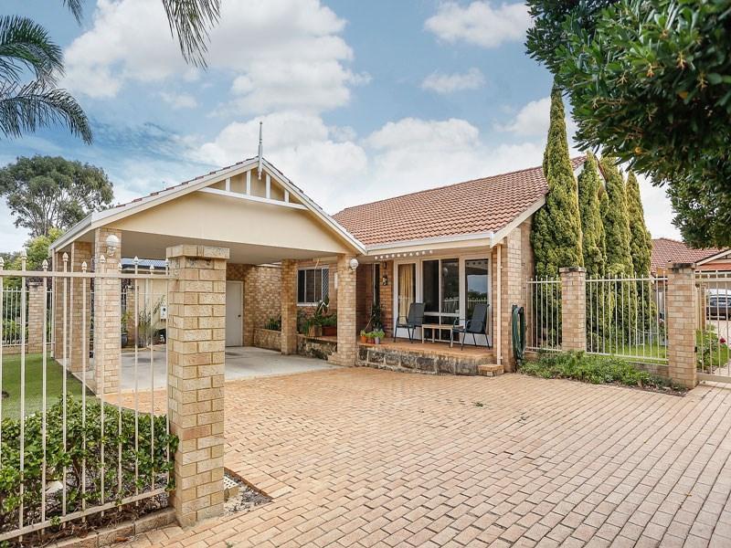 8a Coleman Crescent, Melville, WA 6156 Property Details