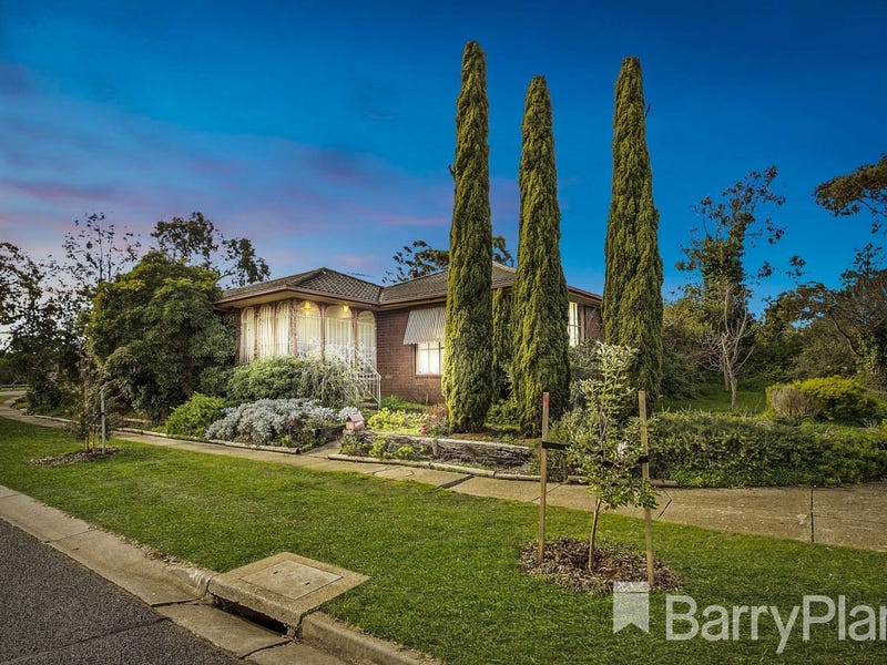 30 Carberry Drive, Kurunjang, VIC 3337