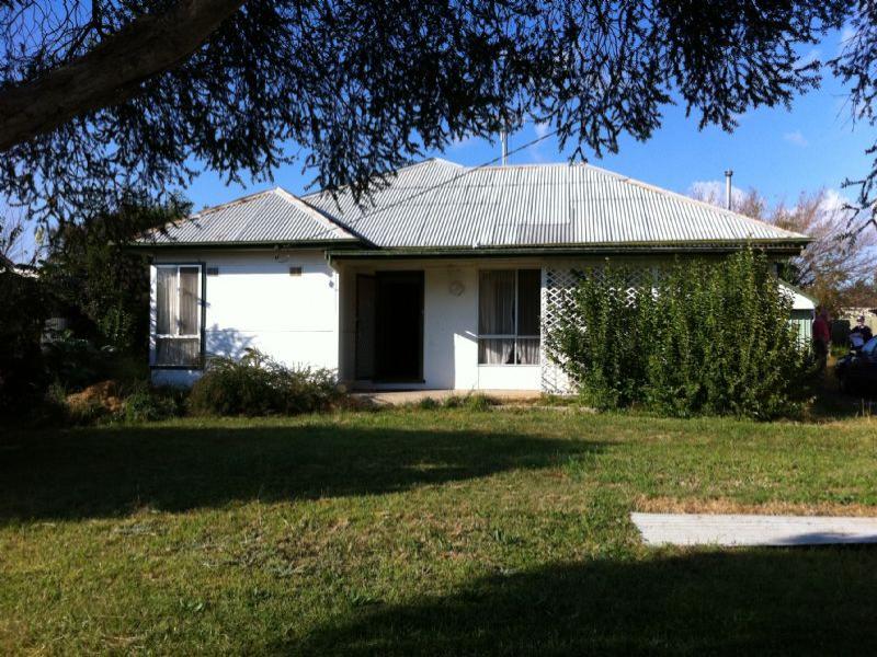23 Henty Street, Culcairn, NSW 2660 Property Details