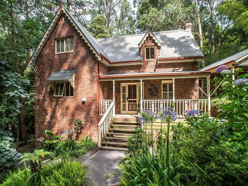 2 Hardy Street, Selby, Vic 3159 Property Details