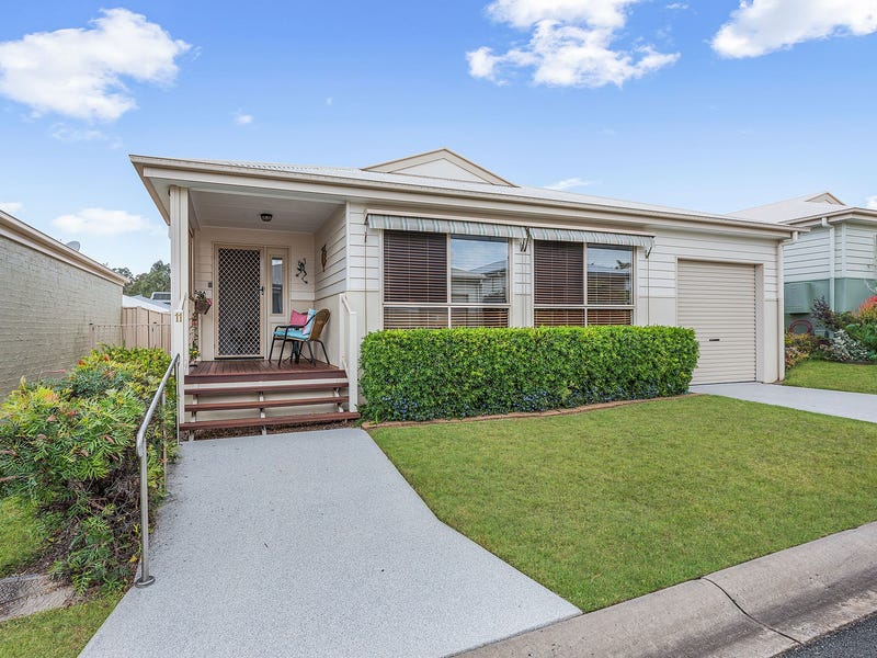 45 SEALY STREET, Silkstone, Qld 4304 Villa for Sale