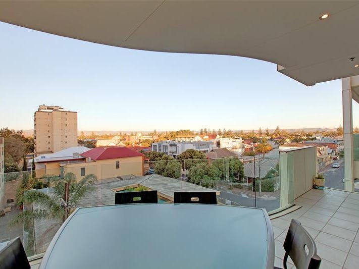 14/2 4 South Esplanade, Glenelg, SA 5045 Property Details