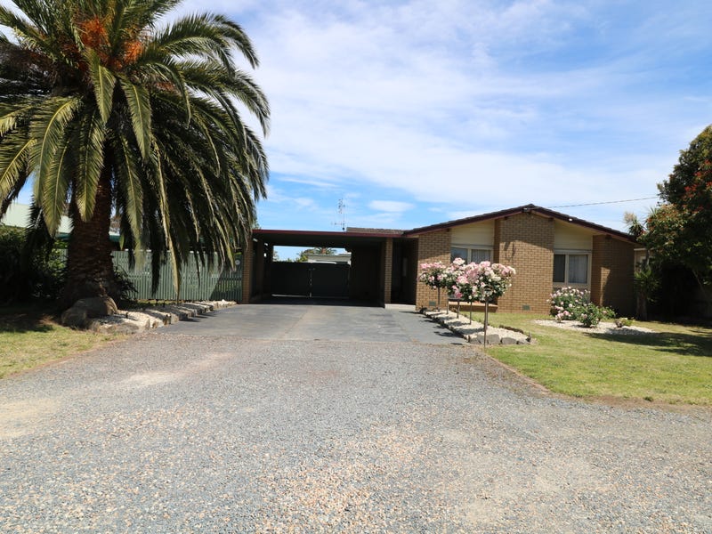 32 Reed Street, Orbost, Vic 3888 Property Details