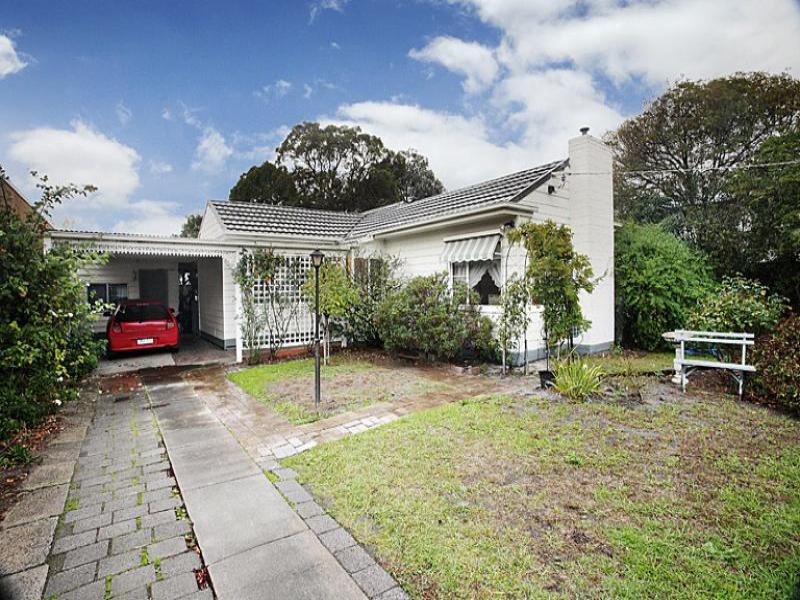 19 Raynes Park Road, Hampton, Vic 3188 Property Details