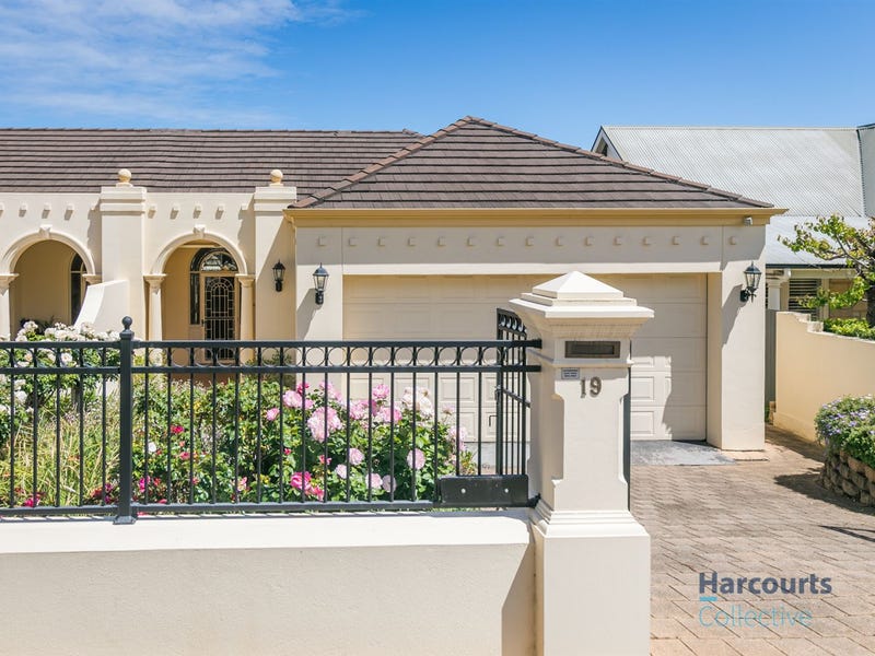 19 Lockwood Road, Erindale, SA 5066