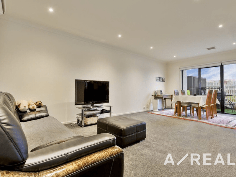 6 Bombala Street, Springvale, Vic 3171 - Townhouse for Rent ...