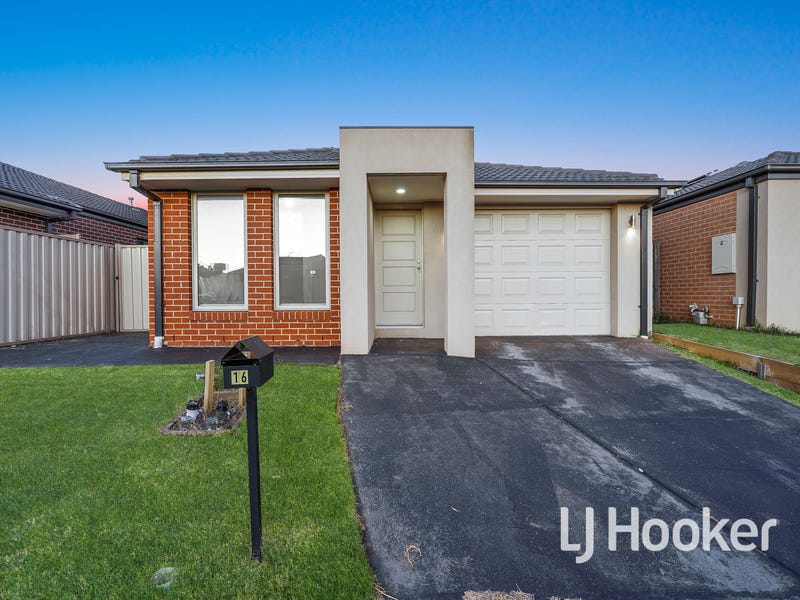 16 Willowtree Drive, Pakenham, Vic 3810 Property Details