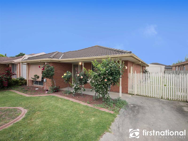 11 Horseman Court, Narre Warren South, VIC 3805 - realestate.com.au