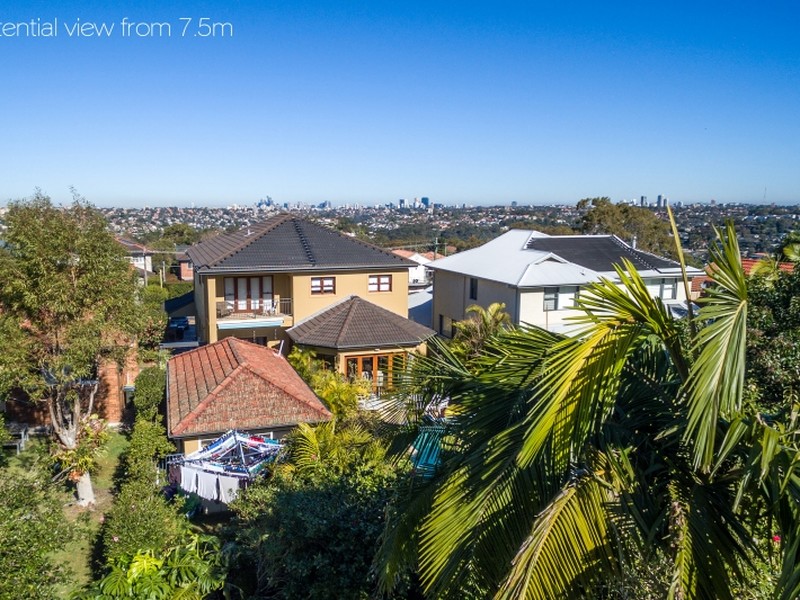 81 Macmillan Street, Seaforth, NSW 2092 Property Details