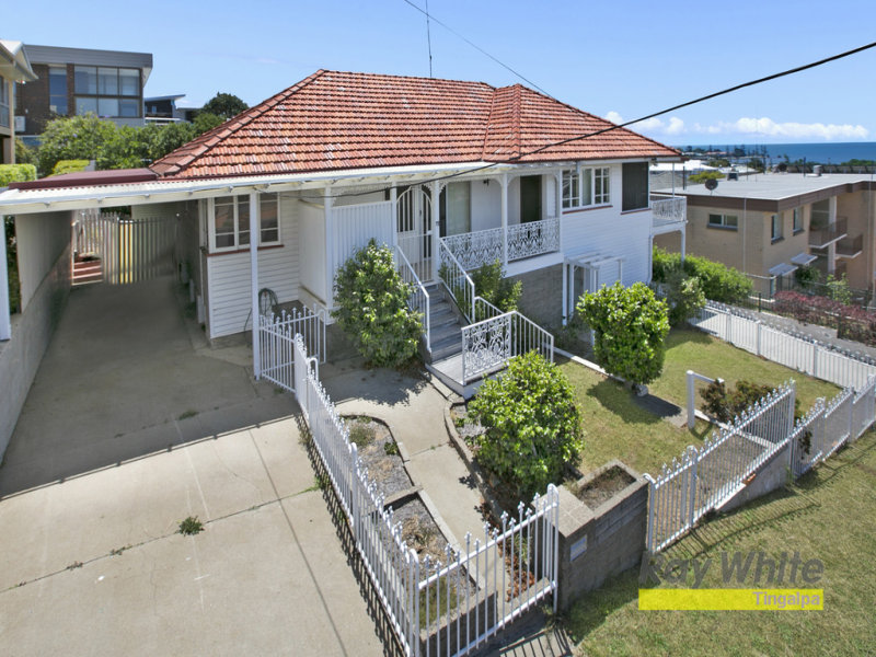 11 Kooralgin Street, Manly, Qld 4179 Property Details