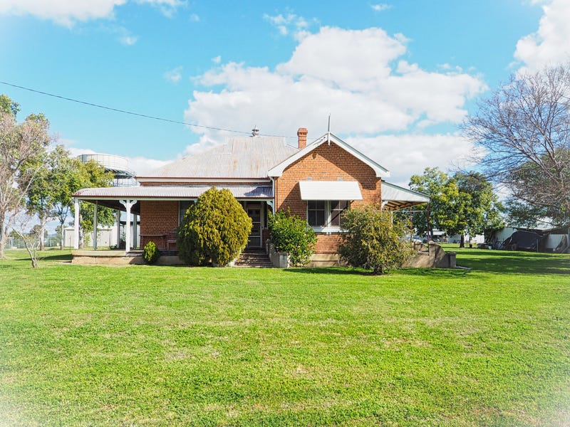 21 Yagobie Street, Gravesend, NSW 2401 Property Details