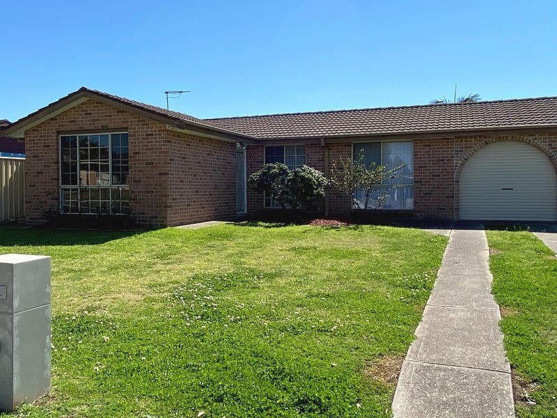 6 Varga Place, Hassall Grove, NSW 2761 6 Varga Place, Hassall Grove, NSW 2761