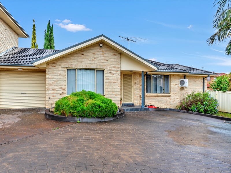 3/8 Esk Avenue, Green Valley, NSW 2168 Villa for Sale