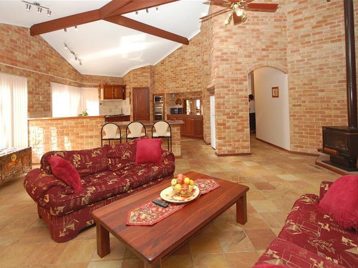 6 Alfred Close, Safety Bay, WA 6169