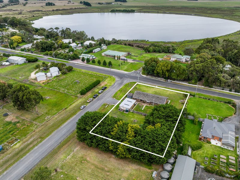 1548 WarrnamboolCaramut Road, Winslow, Vic 3281 Property Details