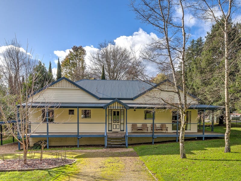 2 Camping Park Road, Harrietville, Vic 3741 House for Sale