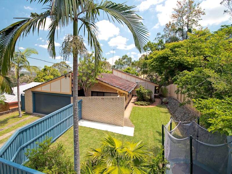 43 Kilkivan Avenue, Kenmore, Qld 4069 Property Details