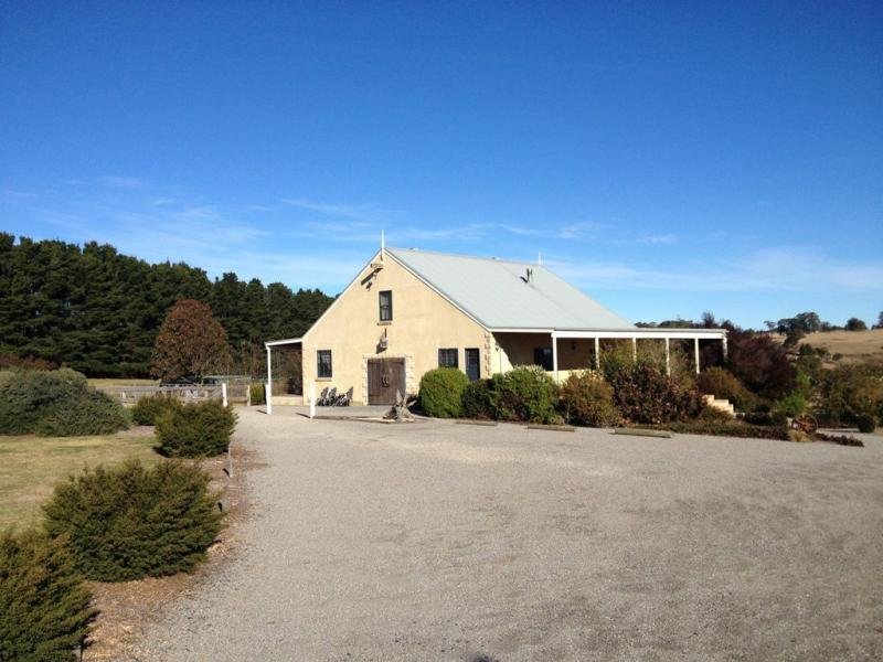 335 Razorback Road, Running Stream, NSW 2850