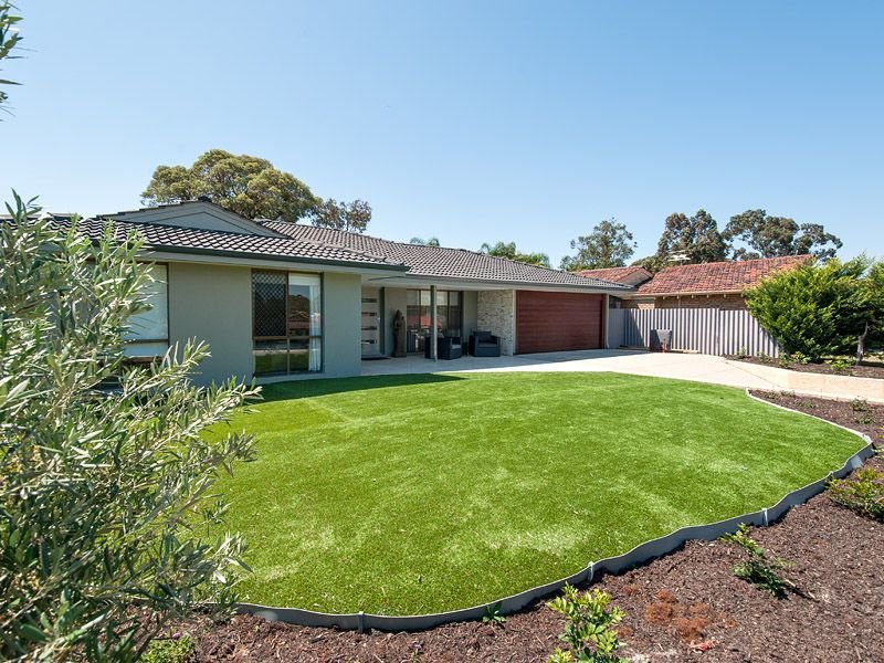 21 Gladstone Road, Leeming, WA 6149