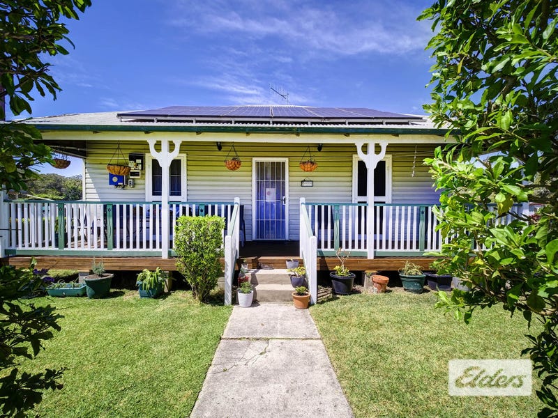 11 Surbiton Place, Mitchells Island, NSW 2430