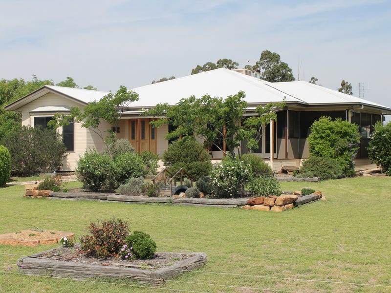 15 Rosina Court, Dalby, QLD 4405