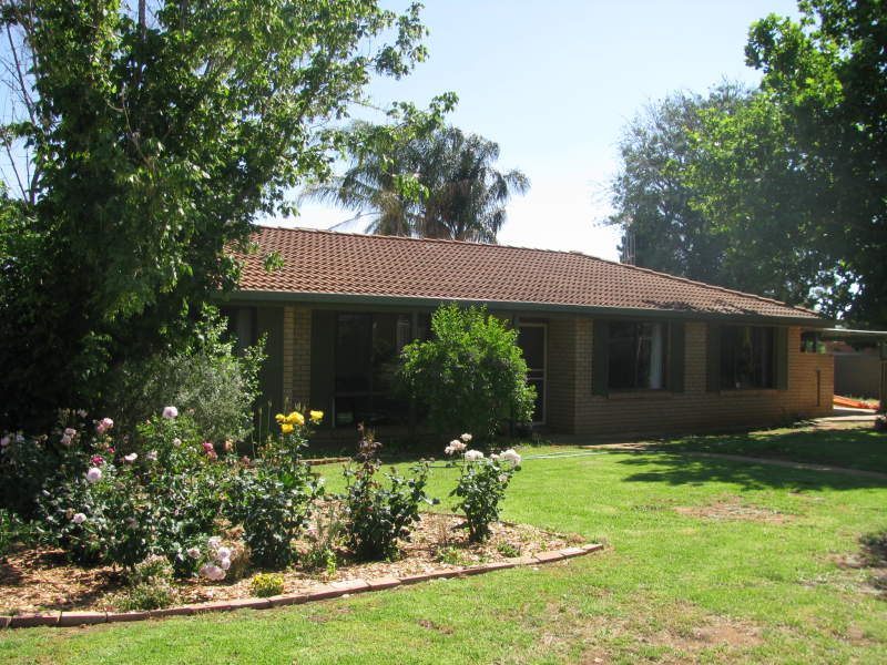 195 Alagalah Street, Narromine, NSW 2821 Property Details